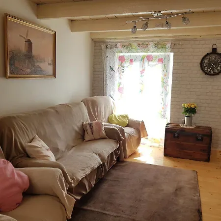 Jolie Maison De Village Calme Et Agreable * Sainte-Eugenie-de-Villeneuve