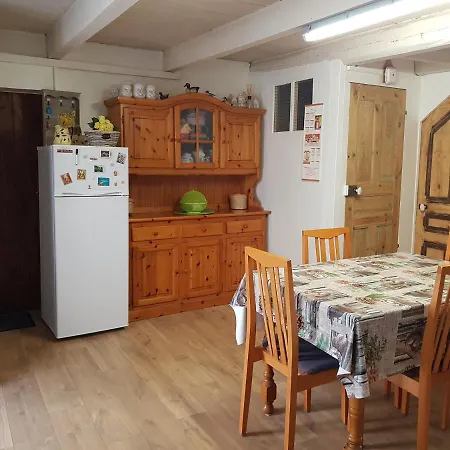 Jolie Maison De Village Calme Et Agreable *